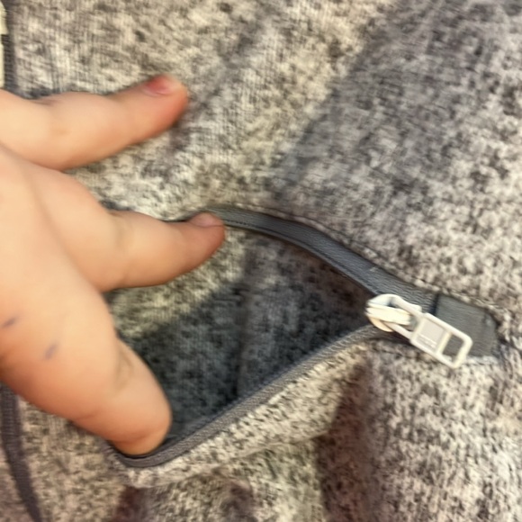 Gray pullover - Picture 3 of 5